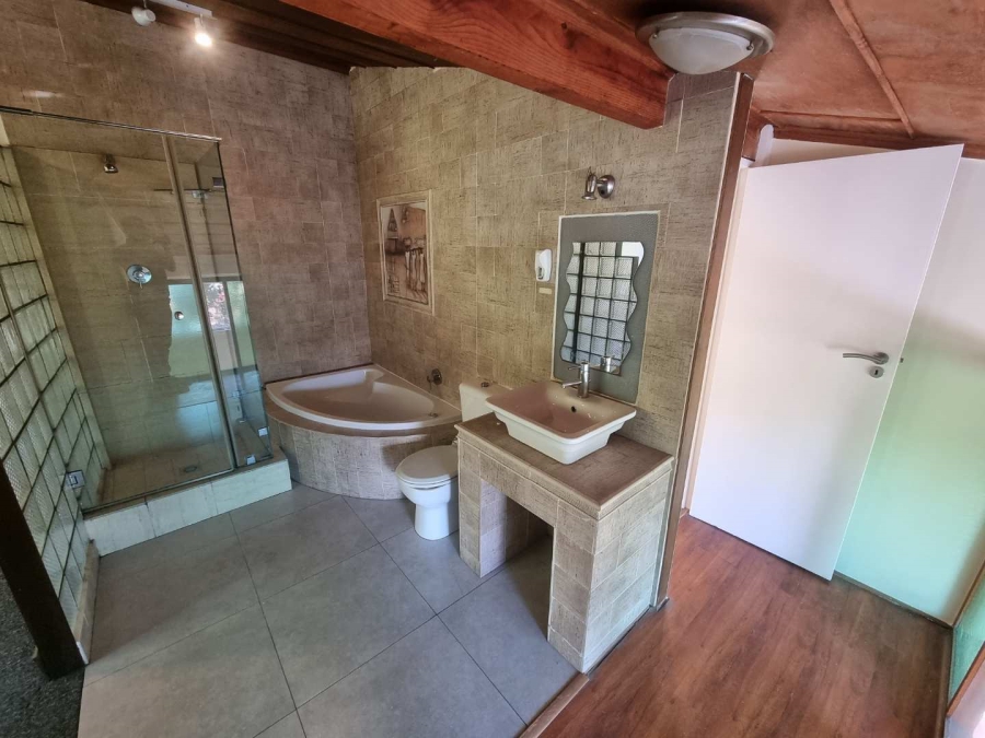 To Let 3 Bedroom Property for Rent in Flamingo Vlei Western Cape